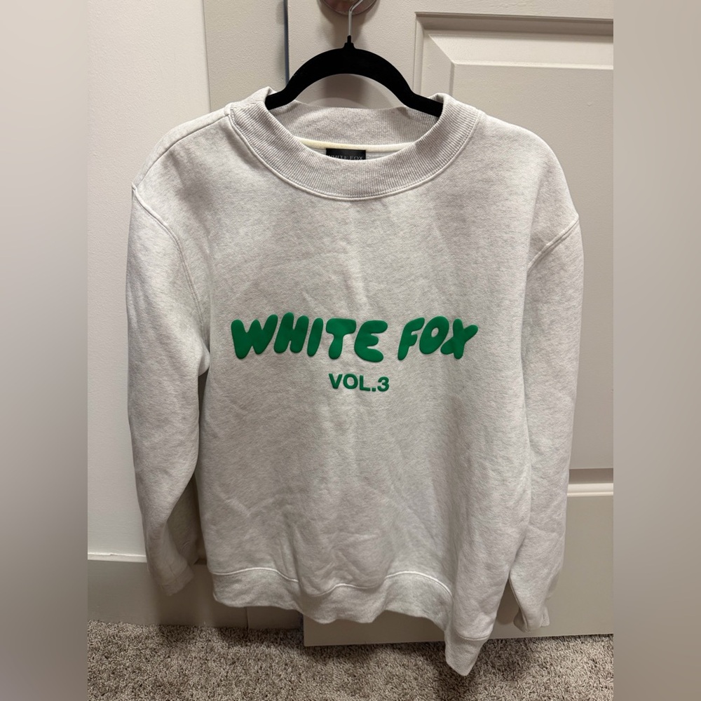 White Fox S/M Vol.3 Sweatshirt. 💕⚡️